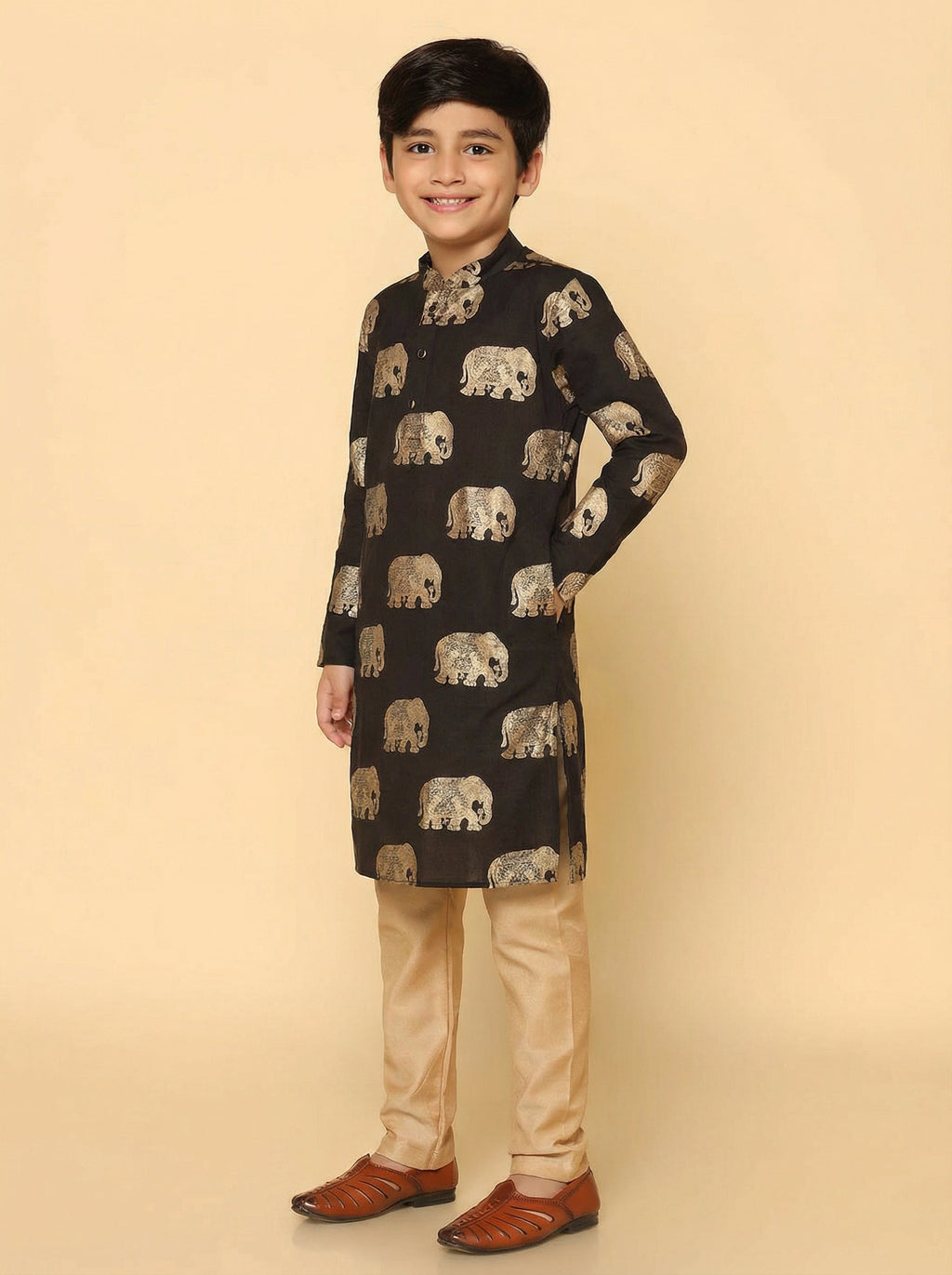 Black Cotton Blend Foil Print Kurta Pyjama Set