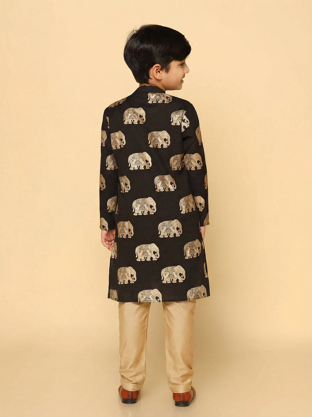 Black Cotton Blend Foil Print Kurta Pyjama Set