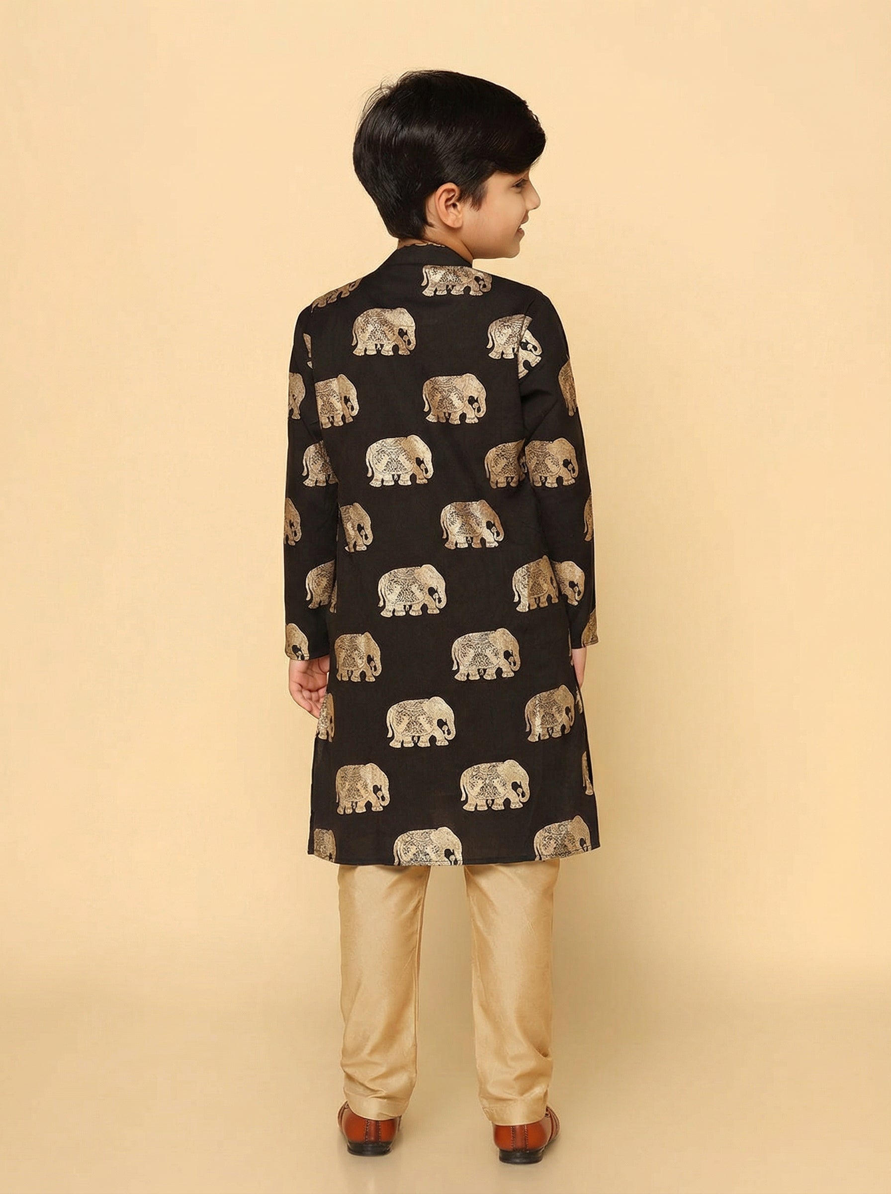 Black Cotton Blend Foil Print Kurta Pyjama Set
