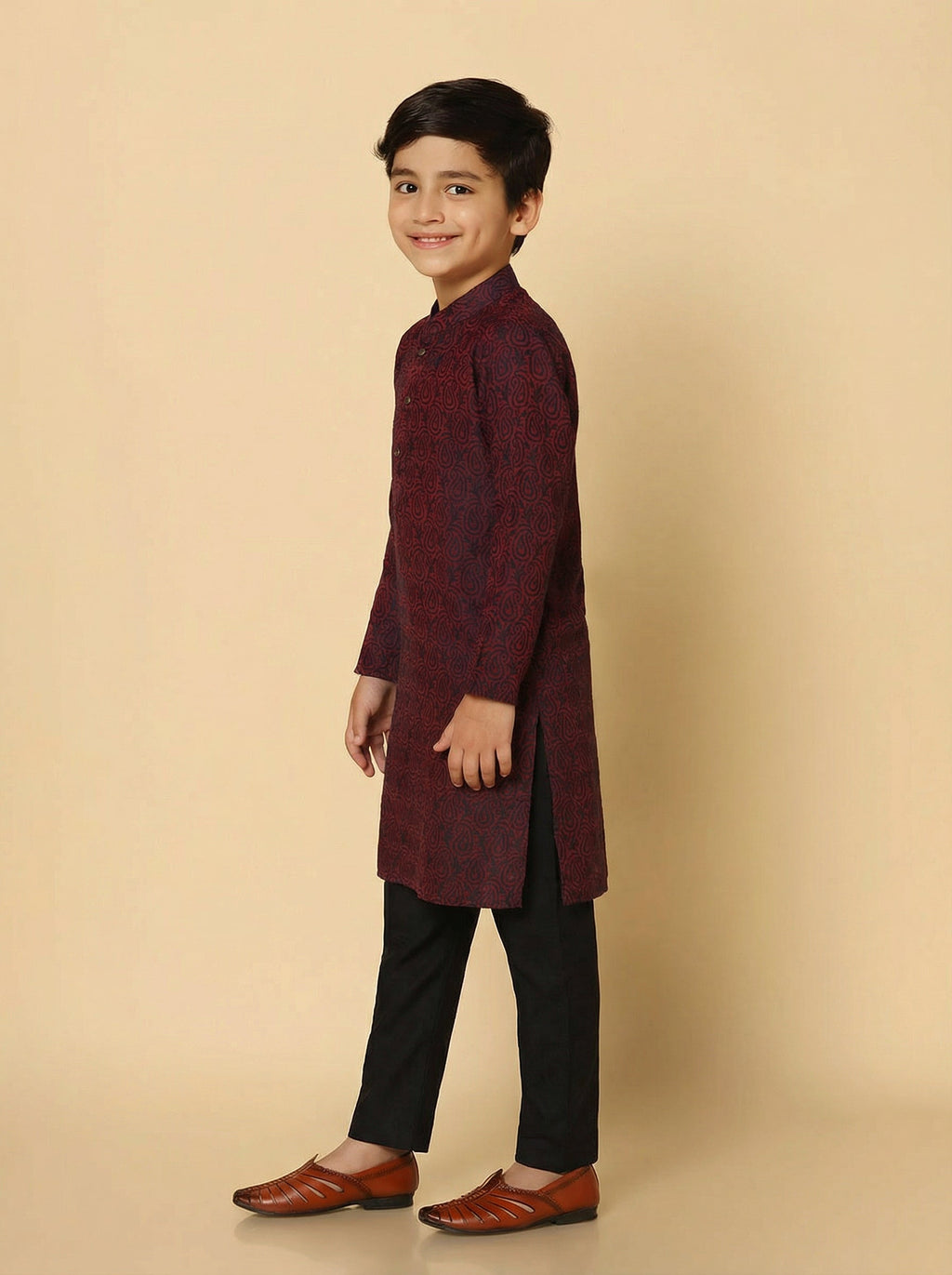 Magenta Cotton Blend Textured Kurta Pyjama Set