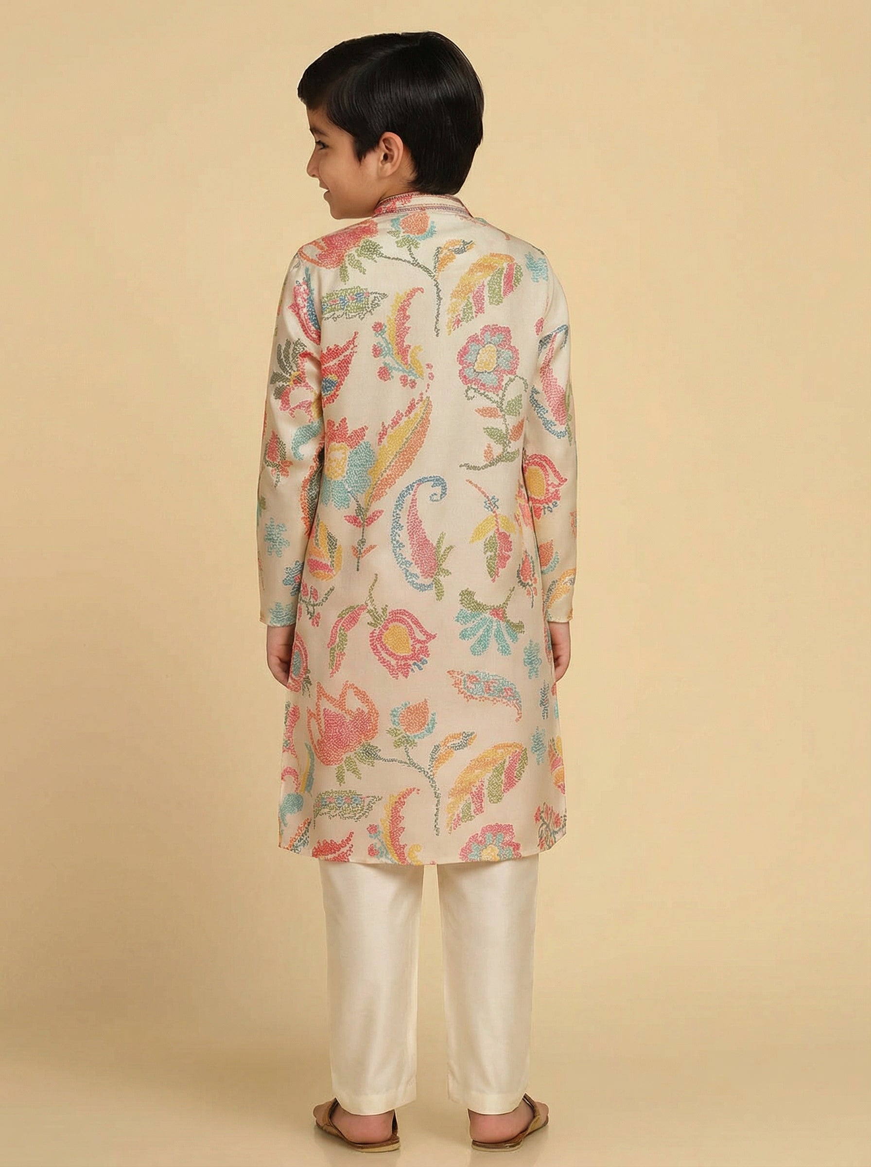 Multicolour Solid Kurta Pyjama Set