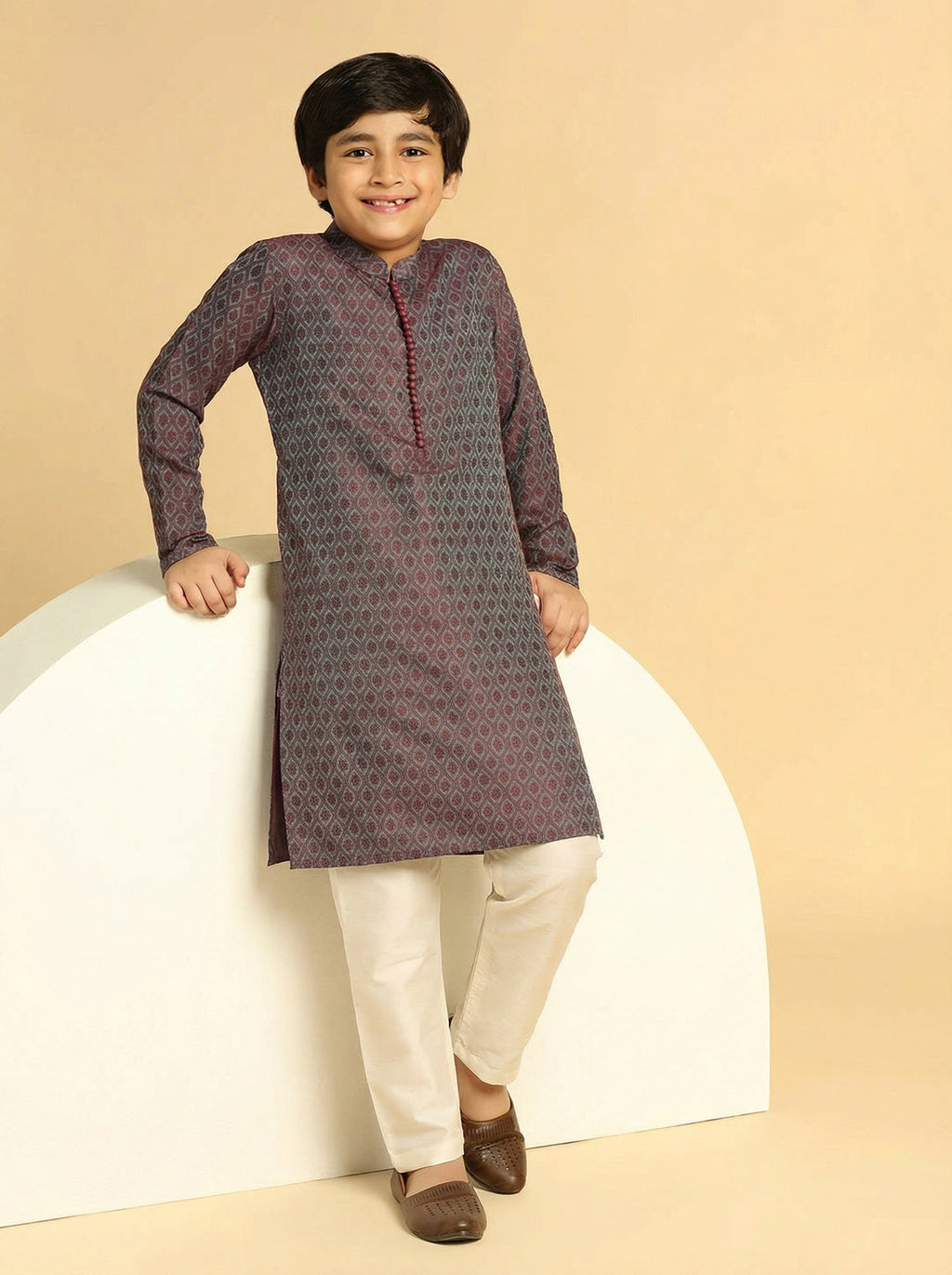 Magenta Silk Blend Self-Design Kurta Pyjama Set